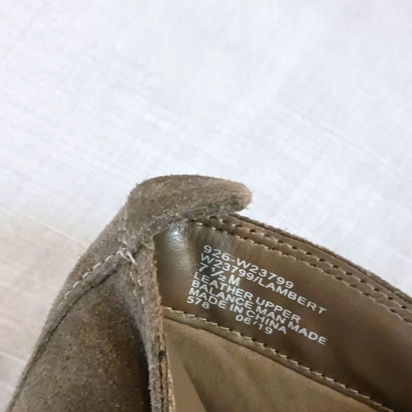 Stylish Women's Wedge Ankle Boots White Mountain Sz 7.5 - Picture 8 of 9